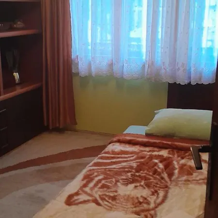 Nada Udobnost I Mir Apartamento *